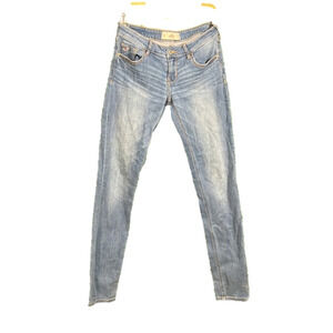 🦩 476. Hollister Light Wash Denim Size 28W 33L